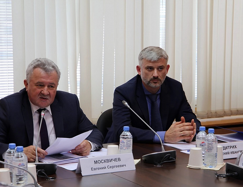 О реализации поручения Президента России по приведению в нормативное состояние региональных и местных автомобильных дорог